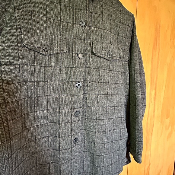 Grey Shacket - Picture 3 of 6